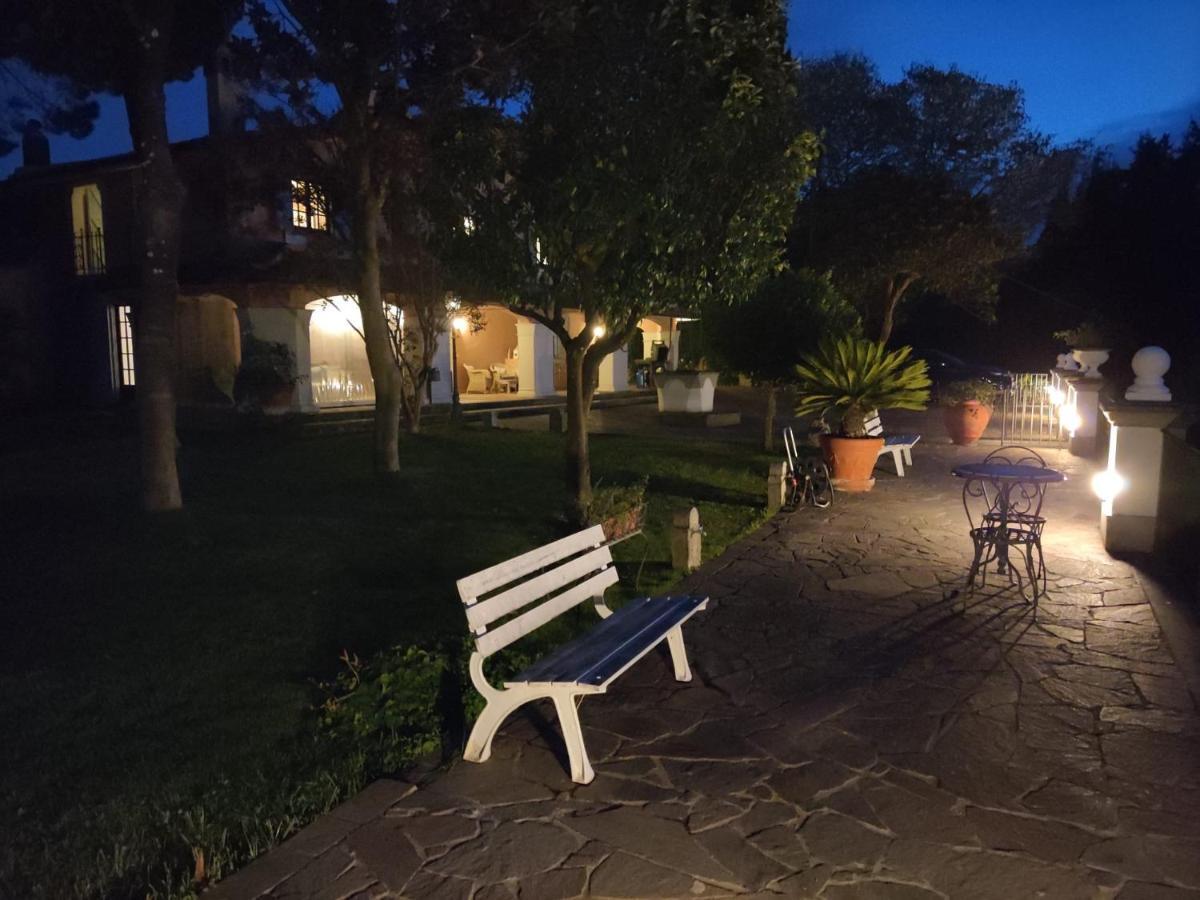 La Villa Di Augusto 앙귈라라사바치아 외부 사진